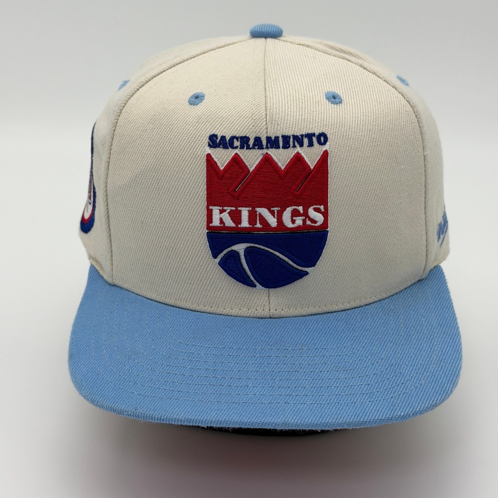 Mitchell & Ness Sacramento Kings Fitted Hat 7 1/4 HWC 30th Anniversary Cream